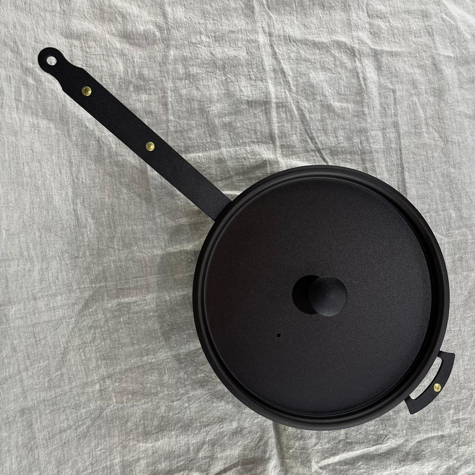 11" Sauteuse Casserole with Lid – Deep Pan - warriorgarden