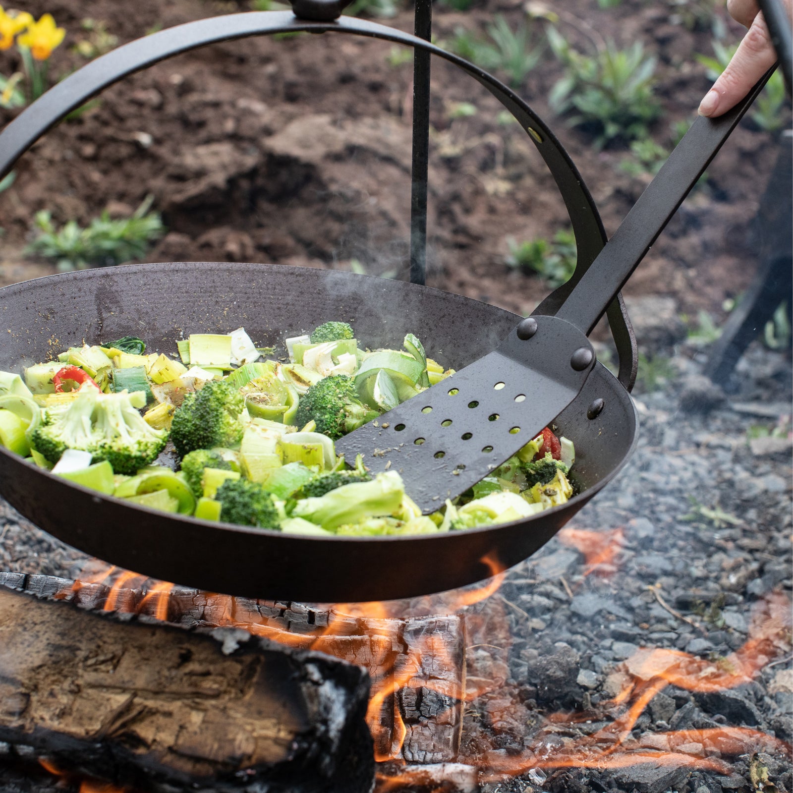 12" Crochta Hanging Pan - warriorgarden