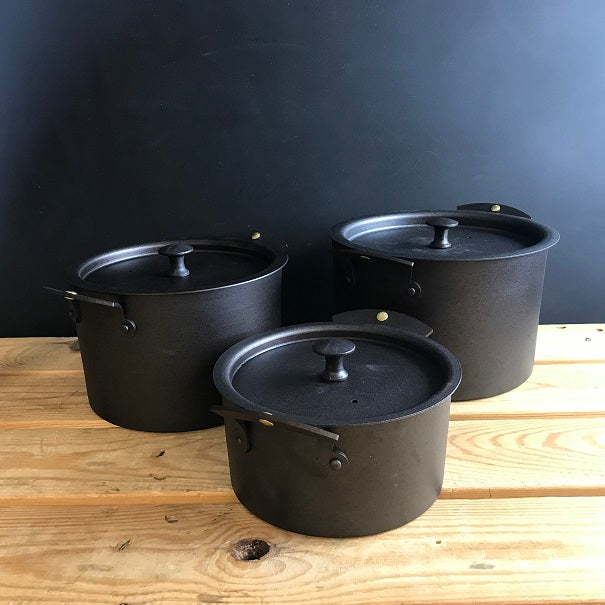 8" Spun Iron Stock Pot with Lid - warriorgarden