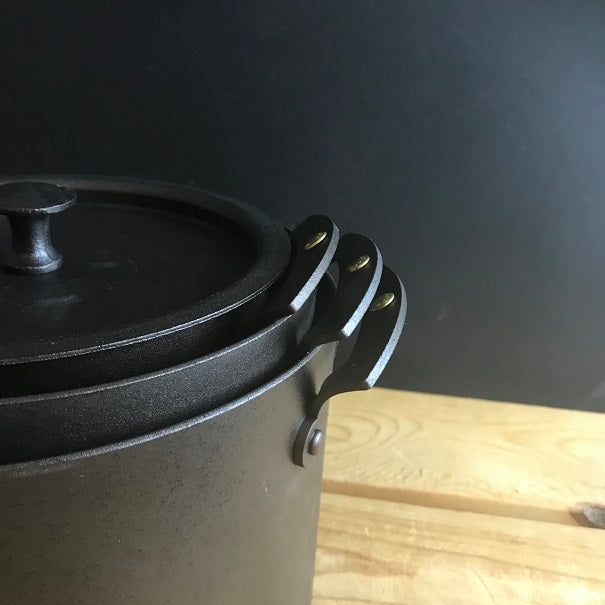 8" Spun Iron Stock Pot with Lid - warriorgarden