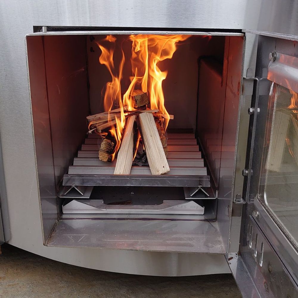 BHT's 8 person tub with int. burner - warriorgarden