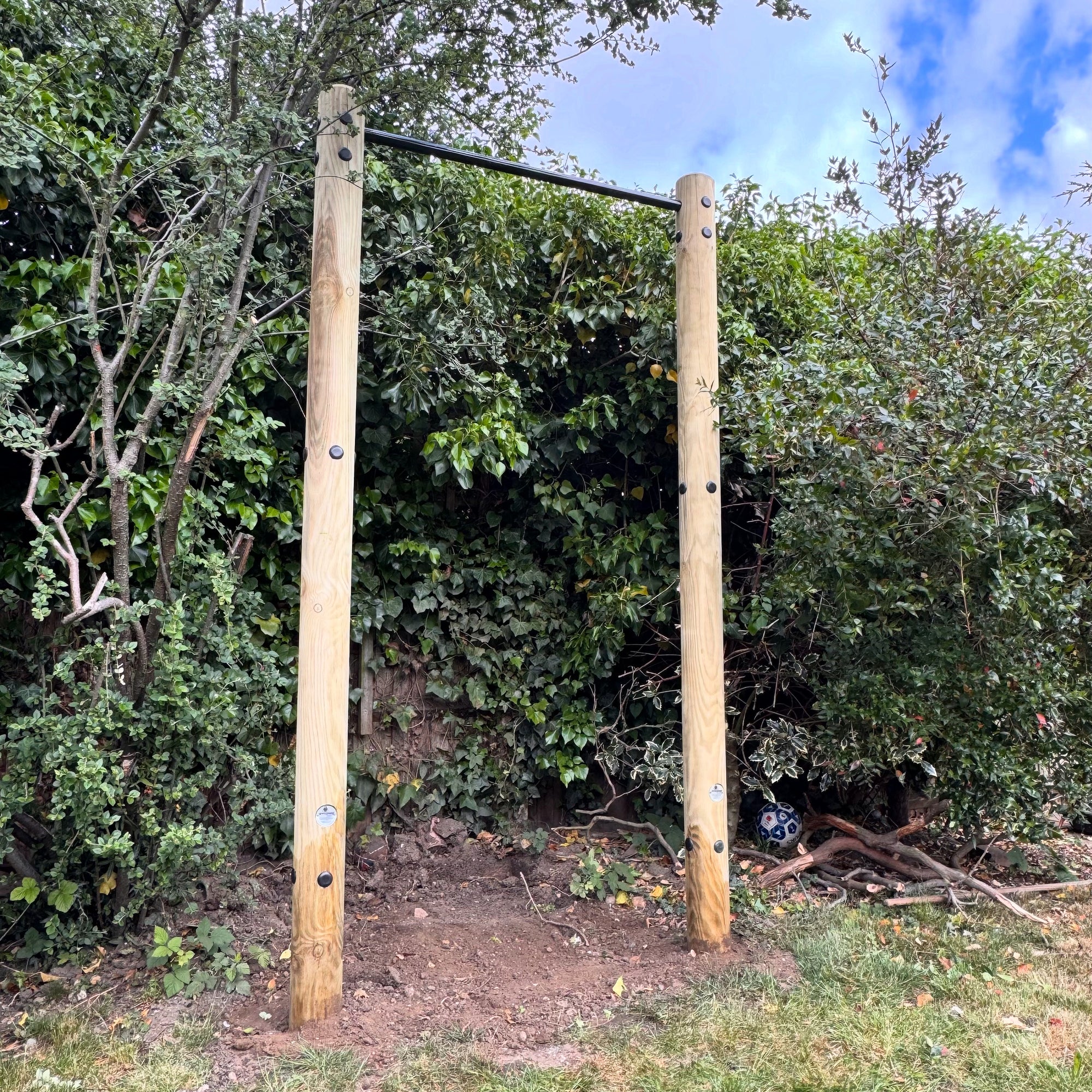 Contemporary Range Single Pull-Up Bar - warriorgarden