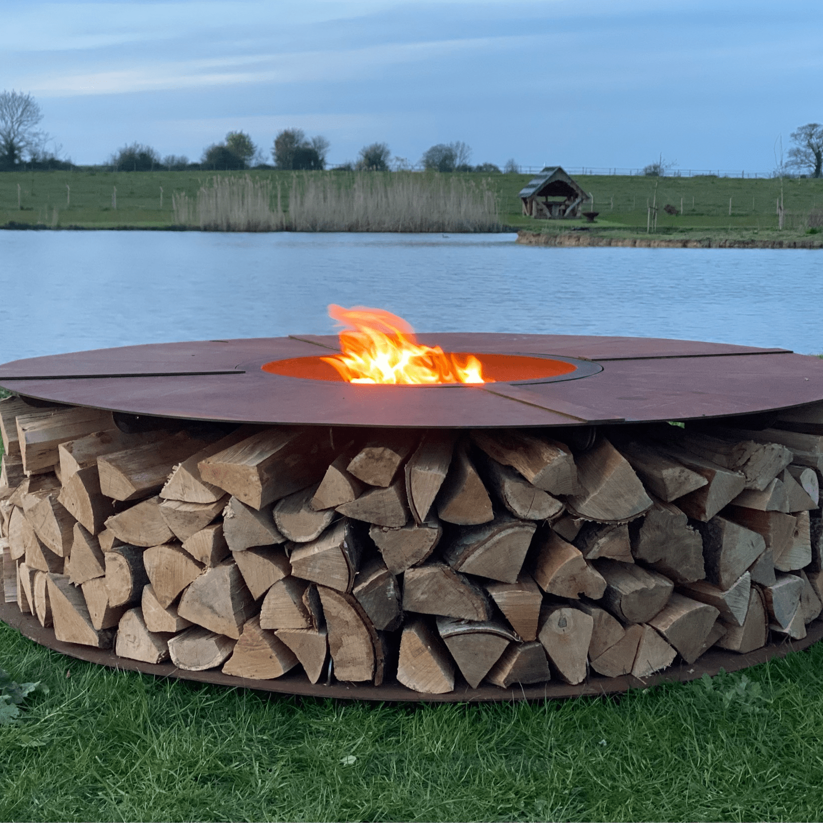 Fire Pit Table with Log Store - warriorgarden