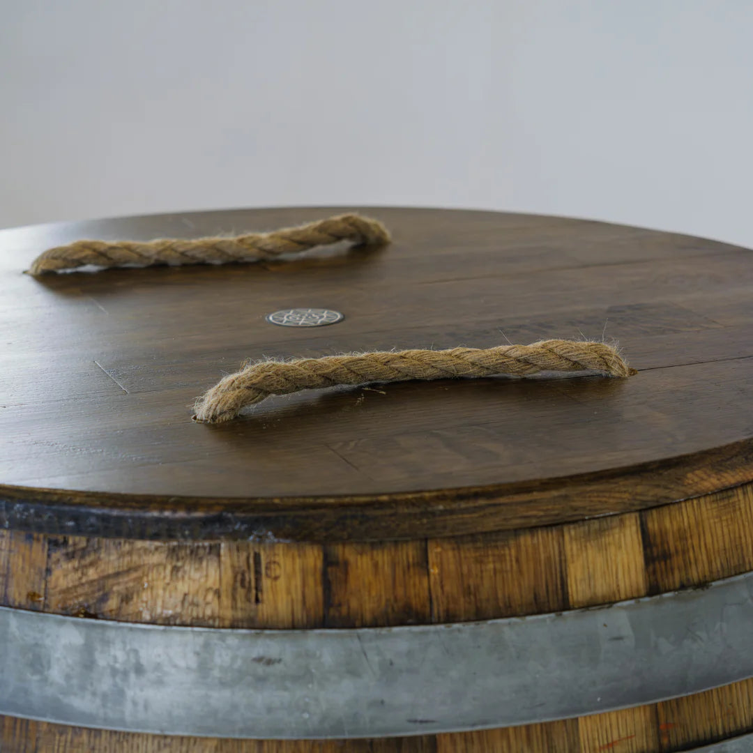 handles of cold plunge wooden varrel lid