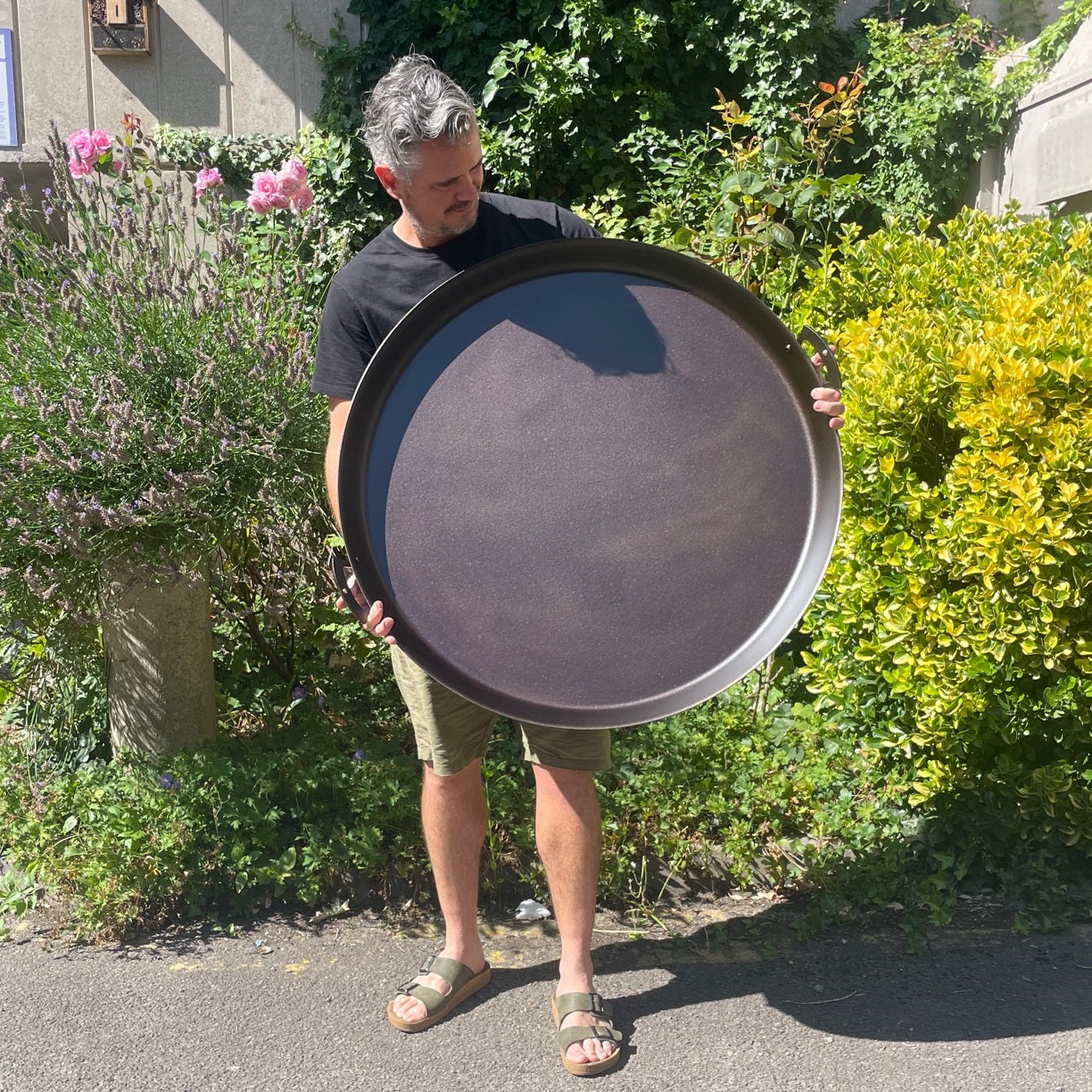 33" Giant Paella Pan