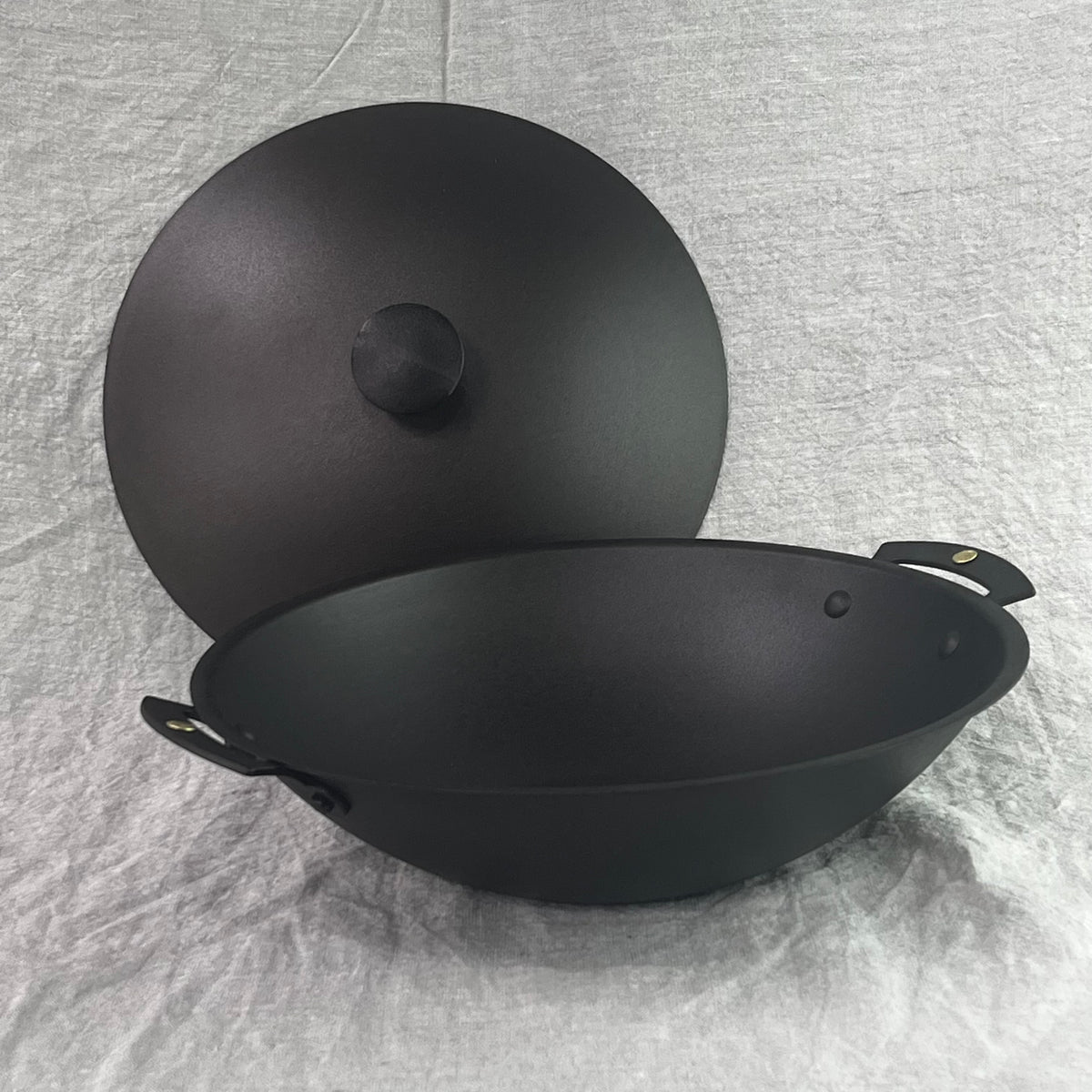 11" Spun Iron Prospector Wok with Lid - Double Handle - warriorgarden