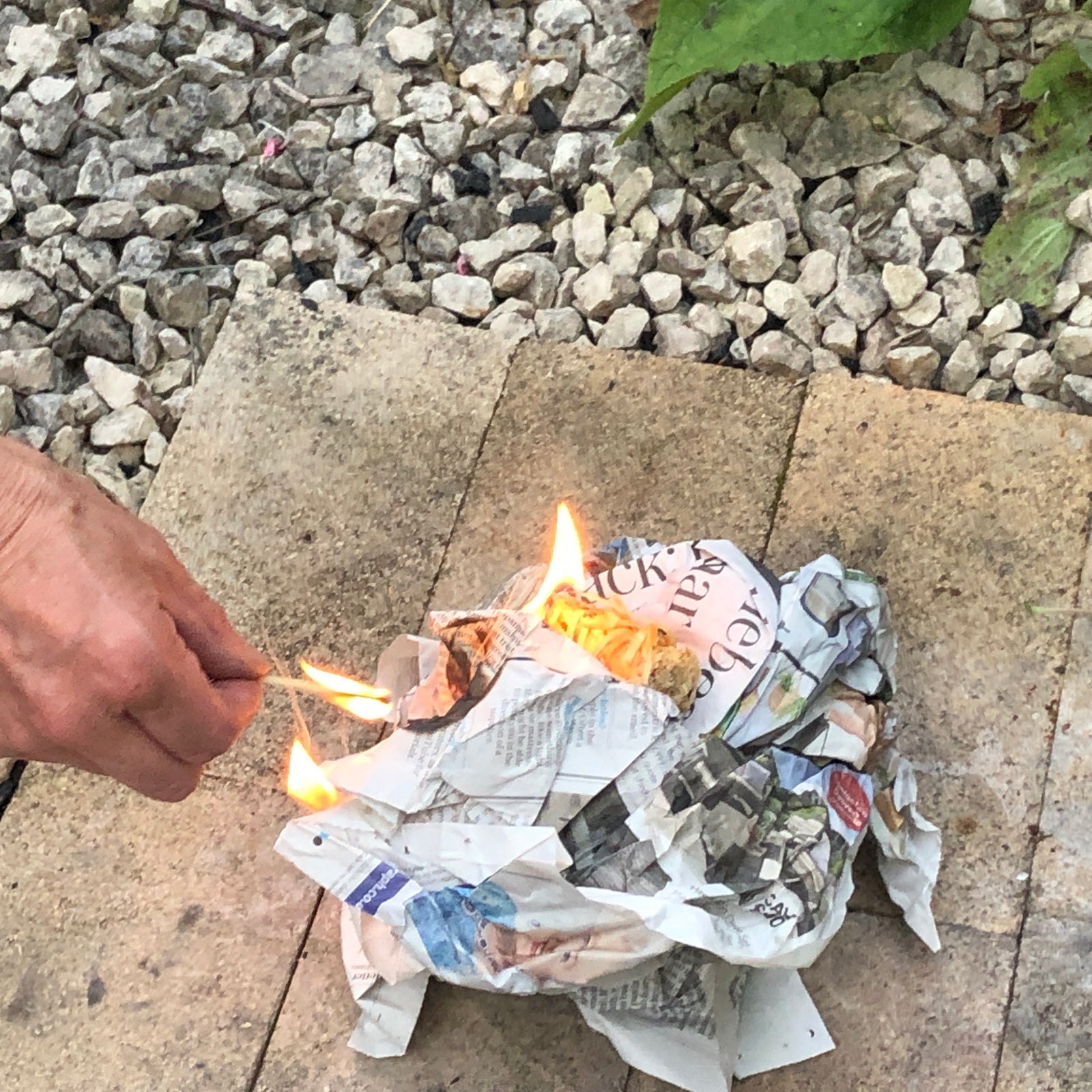 Charcoal Chimney with Oak Handle - warriorgarden