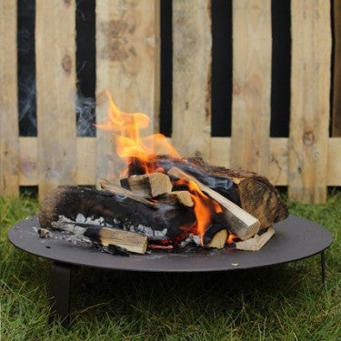 Black iron Chapa fire table with detachable legs 