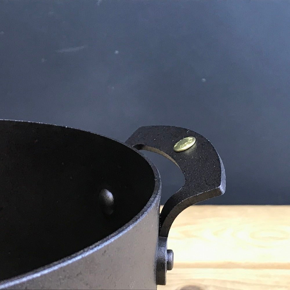6″ Spun Iron Stock Pot with Lid - warriorgarden